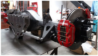 VK Commodore full floater with Watts link